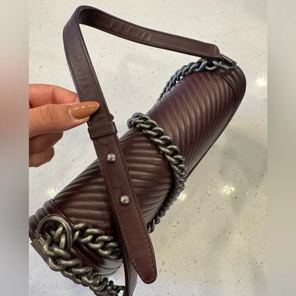Chanel Chevron Boy Bag brown - Picture 14 of 14